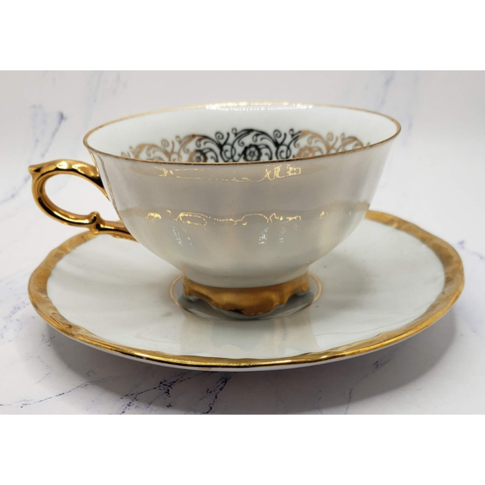 Gloria Fine Porcelain China Vintage Brussels Grand Palace Tea Cup and Saucer